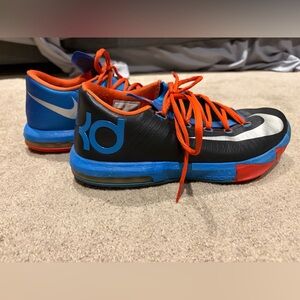 Nike Men’s KD Basketball Shoes - Size 8 - Black / Orange / Blue